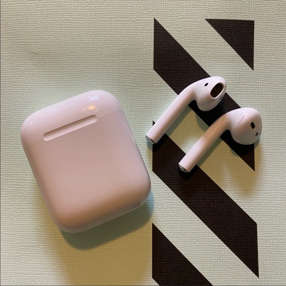 Apple airpods - Picture 3 of 4